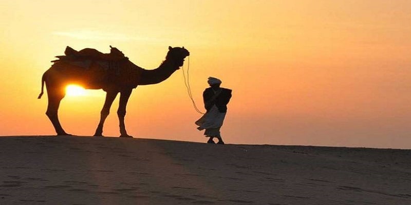 WHY DESERT SAFARI DUBAI IS THE GO TO DESTINATION WITH SKYLAND TOURISM